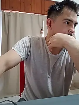 Bradd_32n Webbikameraesitys