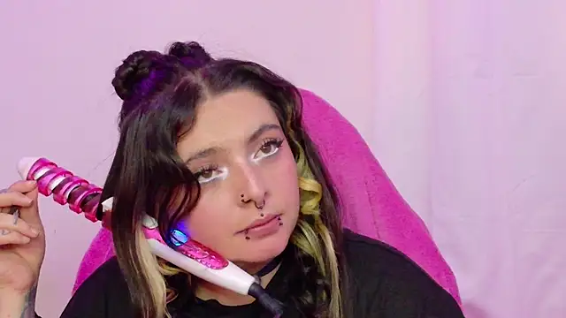 Živý XXX chat Sachi_Meow