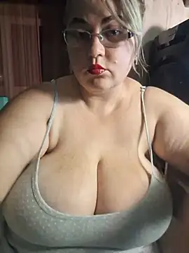 nikoleadina Obrolan Langsung XXX