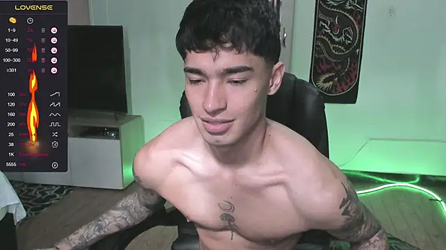 Czat XXX na żywo – Damon__333