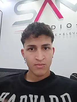 Axel_Romanov Live XXX-Chat