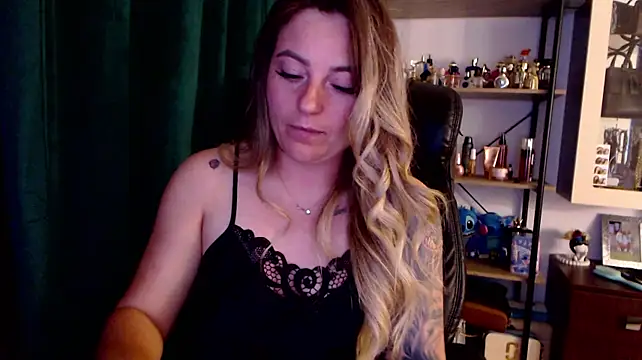 Rania_Stitch's Live XXX Chat