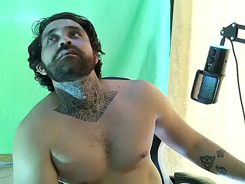 aronmiller404 Pertunjukan Webcam