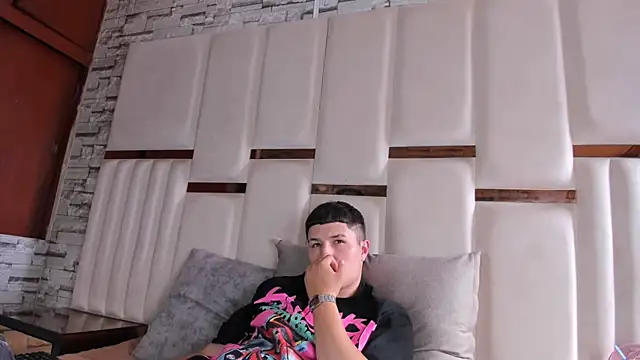 ANLLELOAndANGELA Pertunjukan Webcam