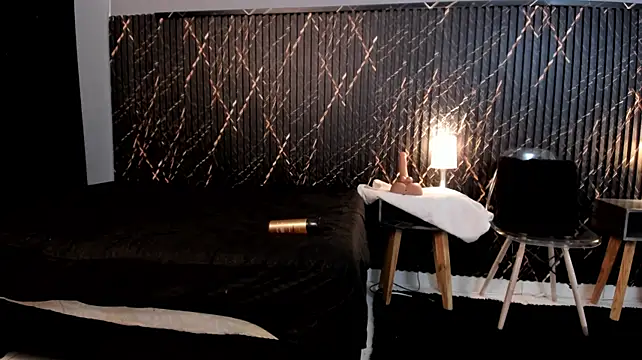 XXX chat uživo modela clara_heat
