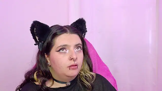 צ'אט XXX בשידור חי של Sachi_Meow