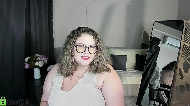 SofiRoce's Live XXX Chat