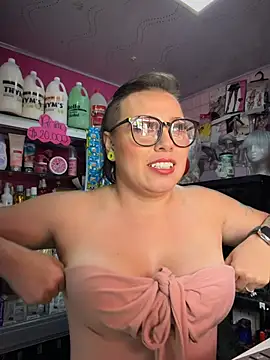 TamySweetness' Live XXX Chat