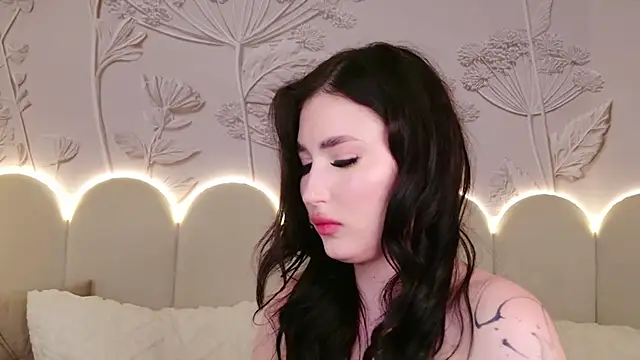 EmmaLawrens' Live XXX Chat