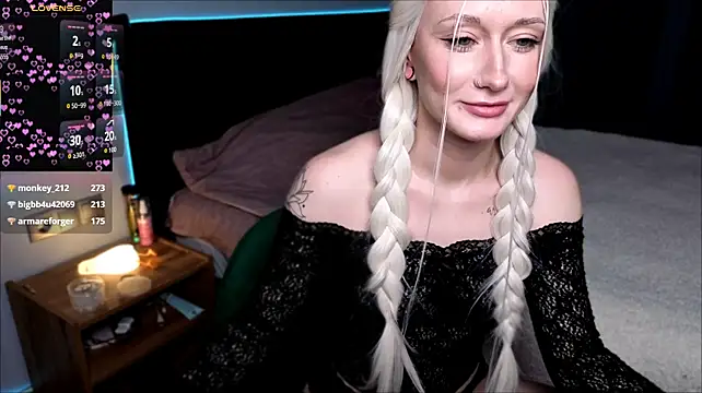 EllaNoirr Chat XXX live
