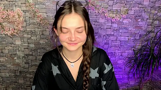 may_rollins élő XXX-chatje