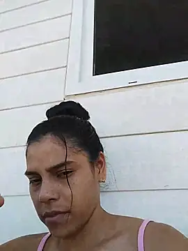 Saray_queen1's Live XXX Chat