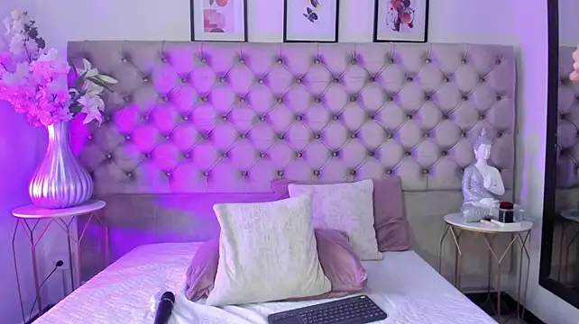 AnnieMartinez's Live XXX Chat