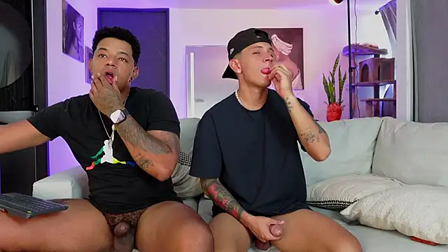 Chat XXX ao vivo de Blakeandbart12