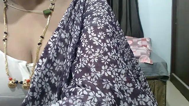 sunitha-3 Live XXX-chat