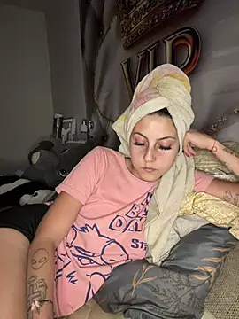 Luna1114's Live XXX Chat