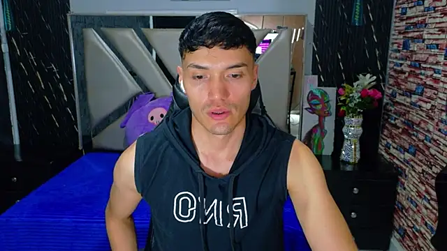 Aron_Darkx Webcam-Show