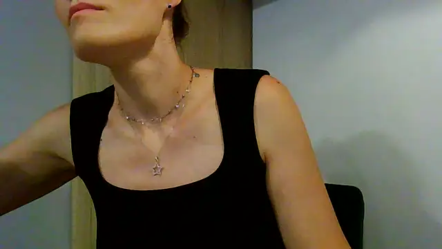 Ms-Lust1- Chat XXX in diretta