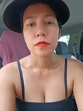 Sembang XXX Secara Langsung 2HotAsain4u