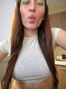 Pertunjukan Kamera Web MichelleFerry_