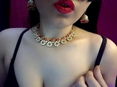 Czat XXX na żywo – nadia_doll69