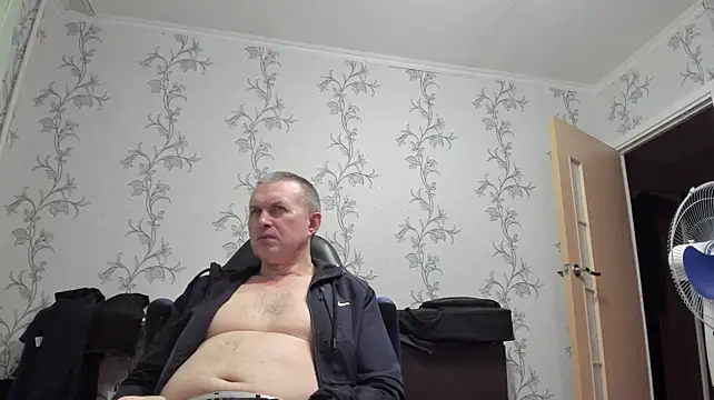 SanFrantsisko Adlı Modelin Canlı XXX Sohbeti