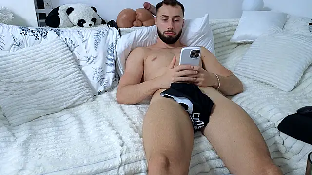 XXX chat uživo modela RyanStorm_