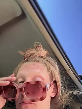 GoldenFlameGoddess Chat XXX live