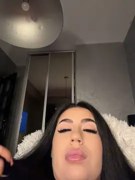 Chat +18 de Andrestarr ao vivo