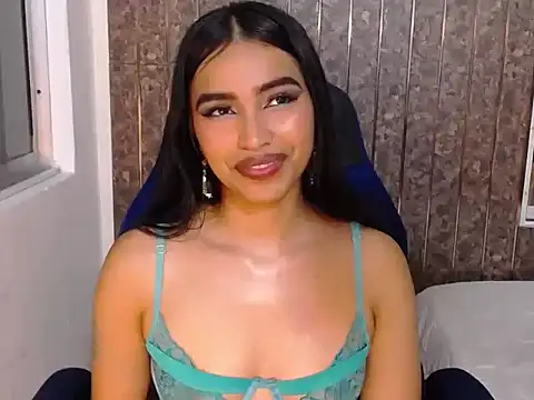 Chat +18 de Miaa_ferrari1 ao vivo