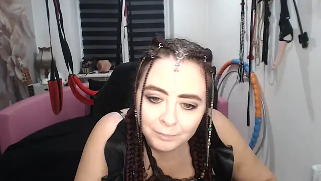 MISSgoddessMARIA Chat XXX in diretta