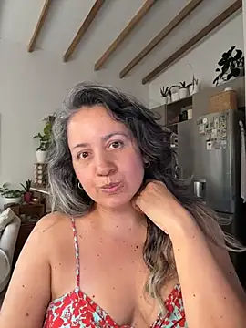 Chat XXX en directo de AVRAKEHDABRA