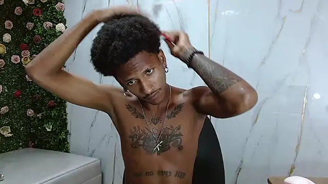 ManSantn Live XXX chat