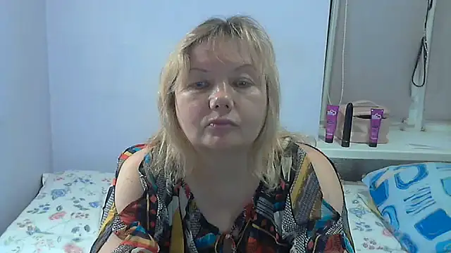 Lusi-777 Chat XXX live