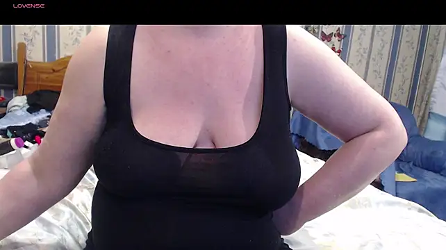 Chatroom XXX en direct de AMARILLIS