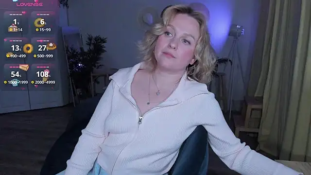 צ'אט XXX בשידור חי של Lazy_Lady