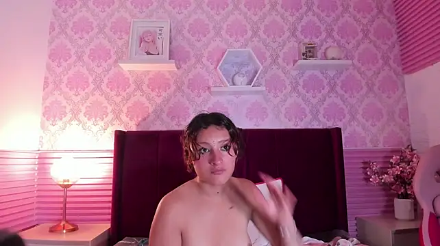 Vale_Rosse_'s Live XXX Chat