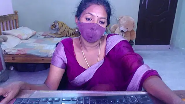 Novapol11 Chat XXX in diretta