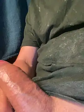 Hotguy3000's Live XXX Chat