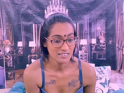 XXX chat uživo modela IndianRebel4u2Luv