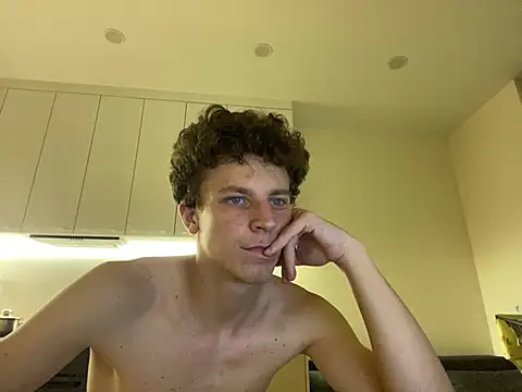 EvgeniiUszhin – webcam-show