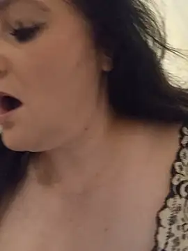 XXX chat uživo modela Bella_862