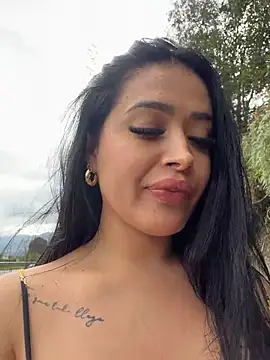 Sara_fun Show in webcam