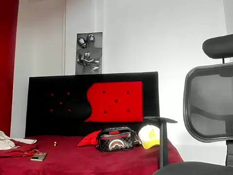 mark_splinter09 Live XXX Chat