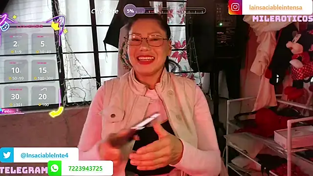 แชท XXX สดของ LaInsaciableIntensa