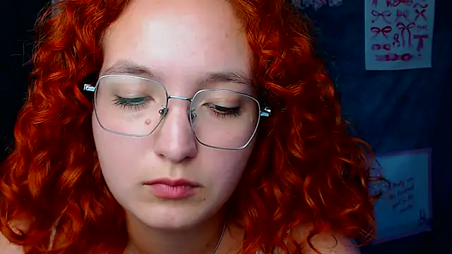 MissAriaa XXX чат на живо