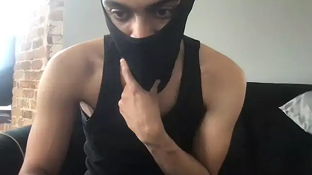Big_D_23 Show in webcam