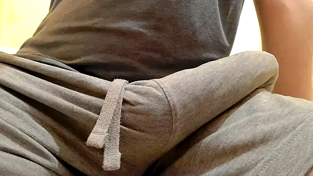 gae89tano Adlı Modelin Canlı XXX Sohbeti