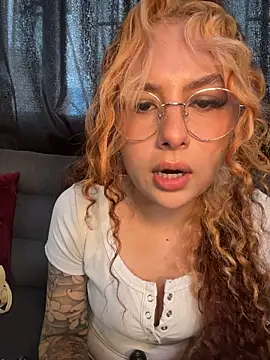 Joyce-fire Live XXX-Chat