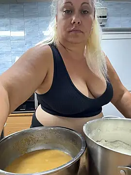 SabinaSweety Adlı Modelin Canlı XXX Sohbeti